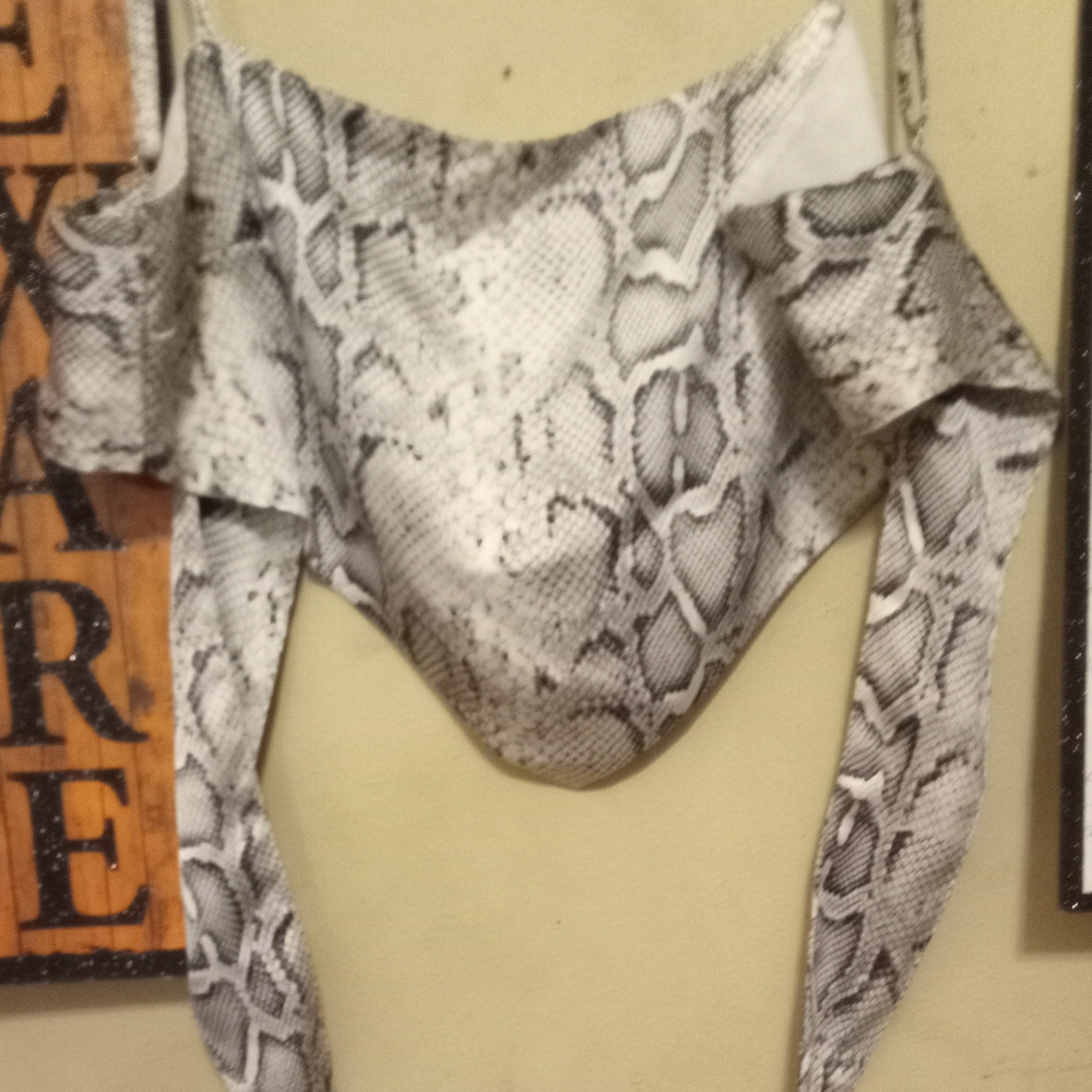 5/$12 Forever21  Halter Tieback  Reptile Snake Print Harness